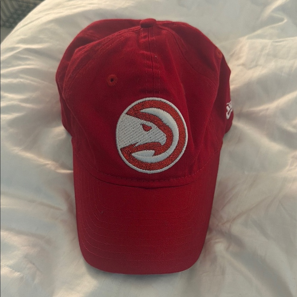 New Era Red Atlanta Hawks Logo Dad Hat